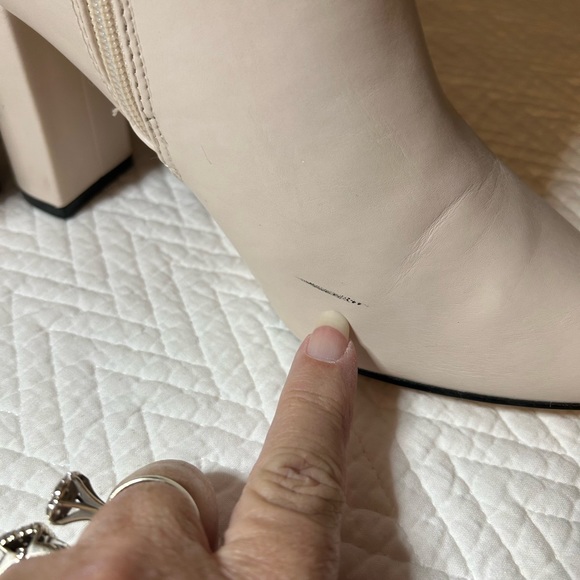 Catherine malandrino Oliver vegan leather boots size 8 - Picture 4 of 9